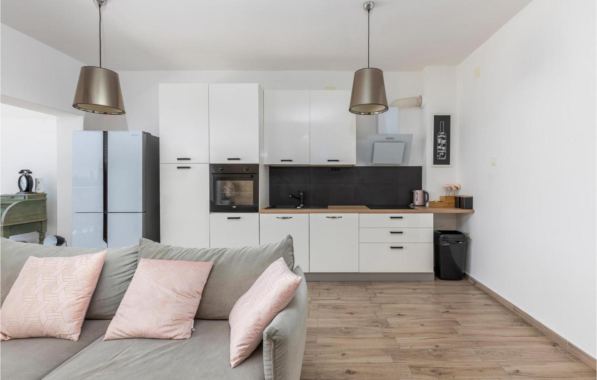 Amazing Apartment In Rijeka With Wifi Екстер'єр фото